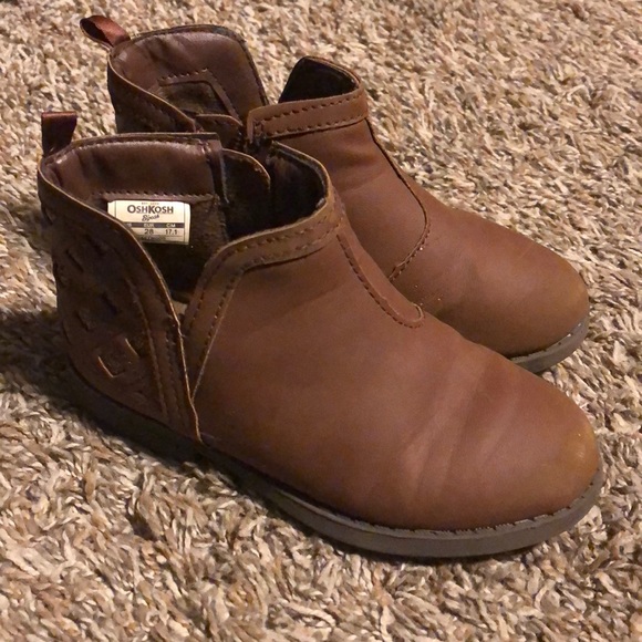 *SOLD* Boot bundle - Picture 3 of 6